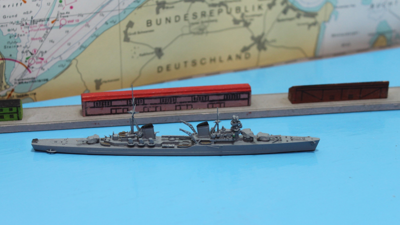 Kreuzer "Maxim Gorkiy" (1 St.) SU 1940 Neptun N 1630